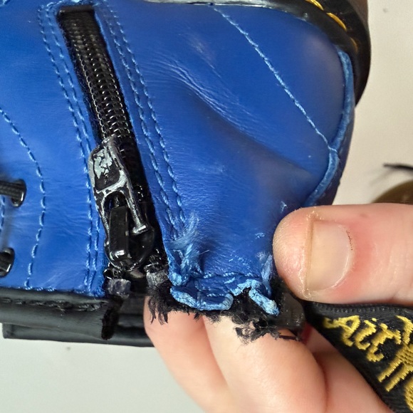 Doc martens electric blue boots - Picture 2 of 2